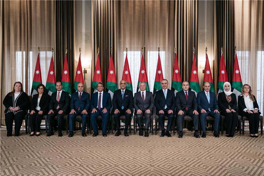 Royal Decree approves reshuffle of PM Khasawneh’s Cabinet