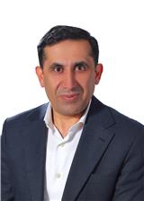 حكم منصور ظاهر المعادات